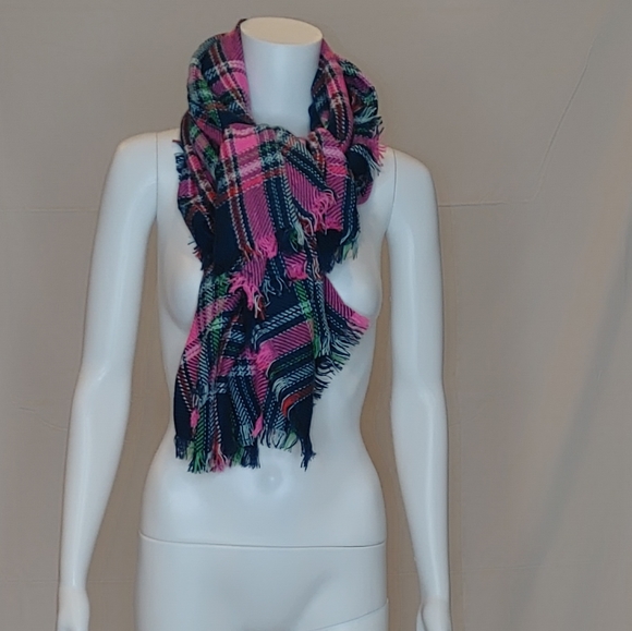 GERTEX PLAID PINK BLUE BLANKET SCARF - Picture 3 of 3